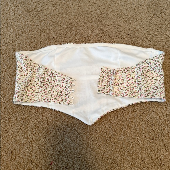 Princess Polly White Fabric Detail - Picture 3 of 4